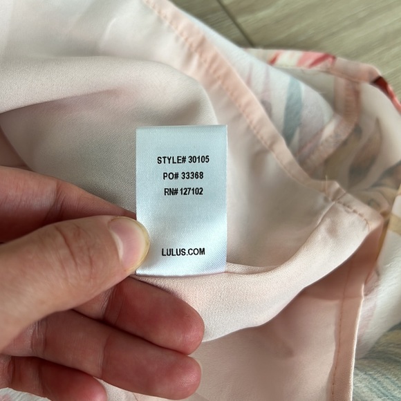 Lulu’s Zaliki Pink Tropical Print Tie-Front Puff Sleeve Mini Dress - Picture 12 of 16